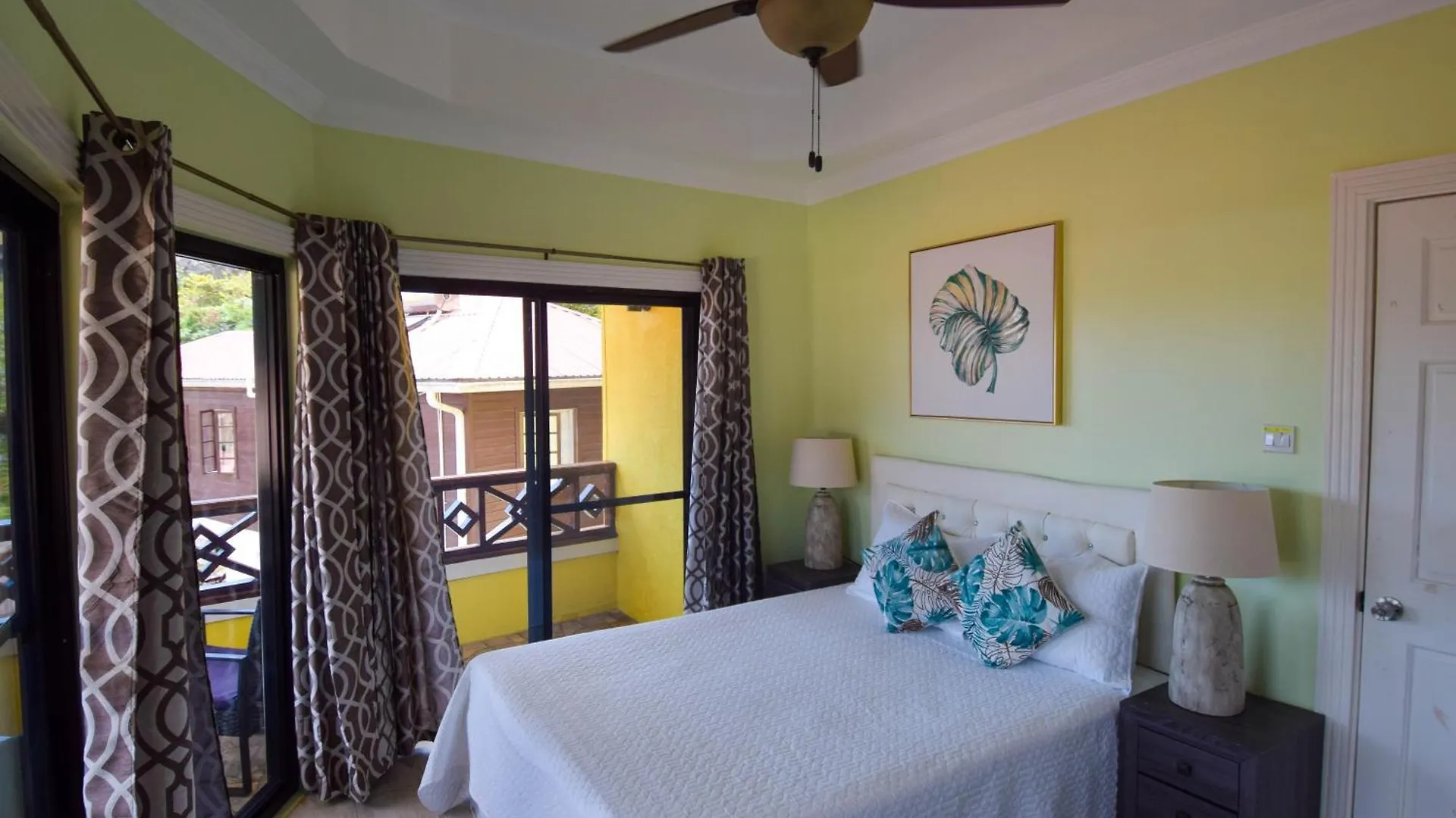 Sea Piton Apartment - Piton Delight- Certified Soufriere