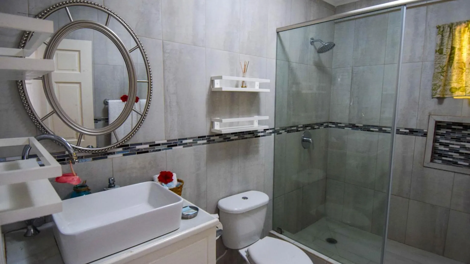 Sea Piton Apartment - Piton Delight- Certified Soufriere