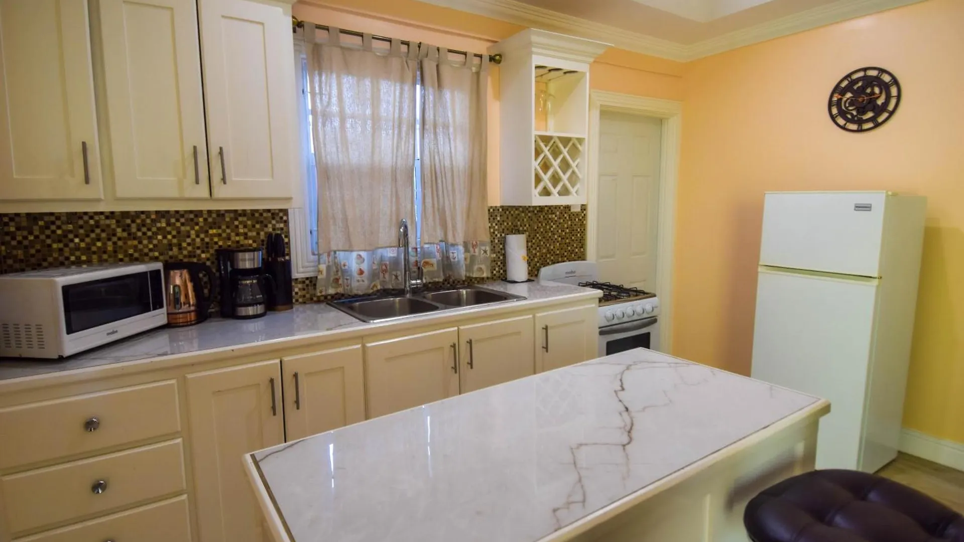 Sea Piton Apartment - Piton Delight- Certified Soufriere
